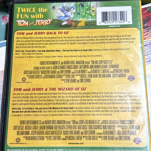 The Wizard of Oz! Lunchbox, DVD, & VHS! Movies are sealed. Excellent condition💫 - Picture 13 of 16